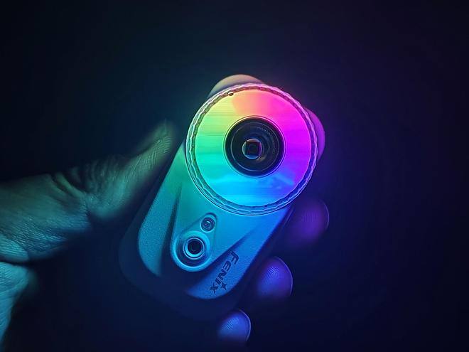 ix小魔方头灯体验让你爱不释手！冰球突破豪华版超轻超能！Fen(图3)