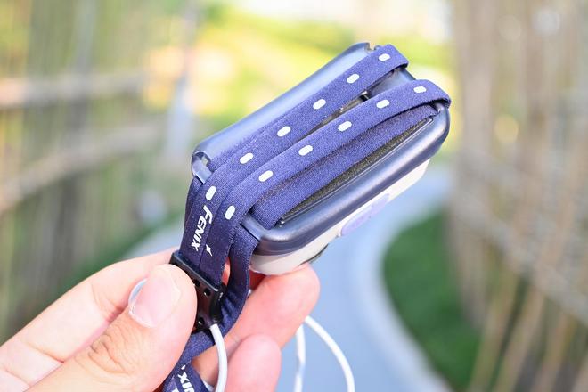 ix小魔方头灯体验让你爱不释手！冰球突破豪华版超轻超能！Fen(图7)